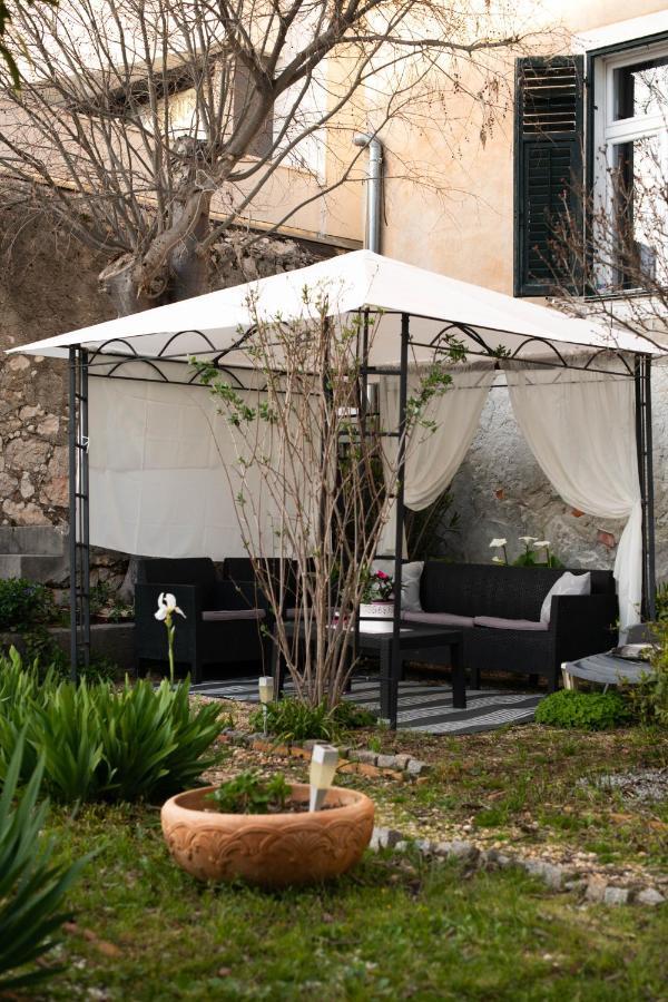 Apartment Val With Sea View Sibenik Exterior photo